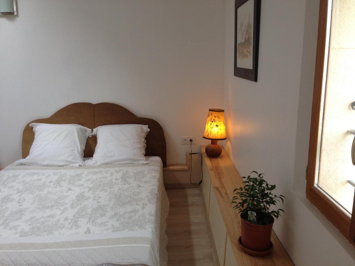 La Maison Ocre Saint-Julien-de-Briola Екстер'єр фото