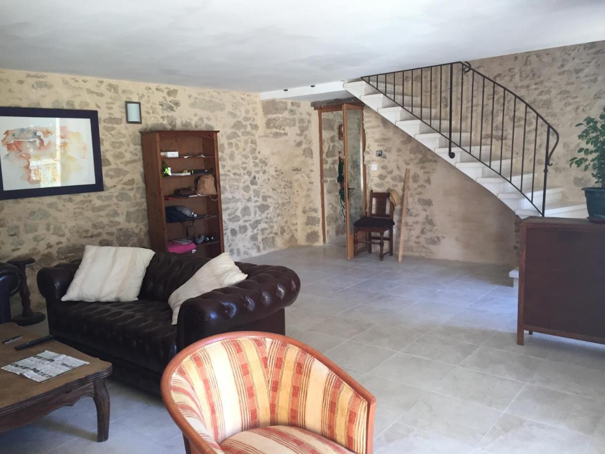 La Maison Ocre Saint-Julien-de-Briola Екстер'єр фото
